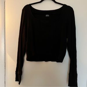 Black Long Sleeve Ribbed Crop Top - Women